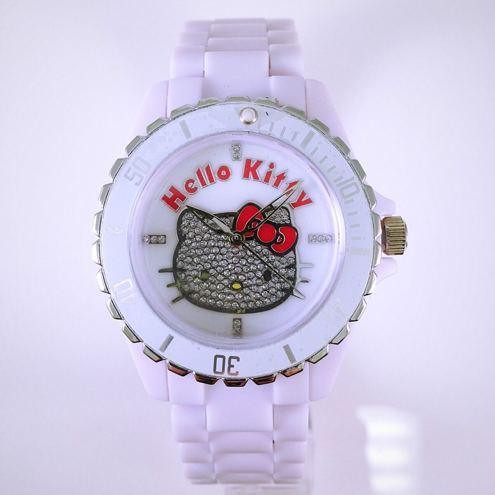 32. Hello Kitty Sanrio Watch